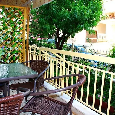 Amalia House Apartment Nea Kallikrateia Exterior photo